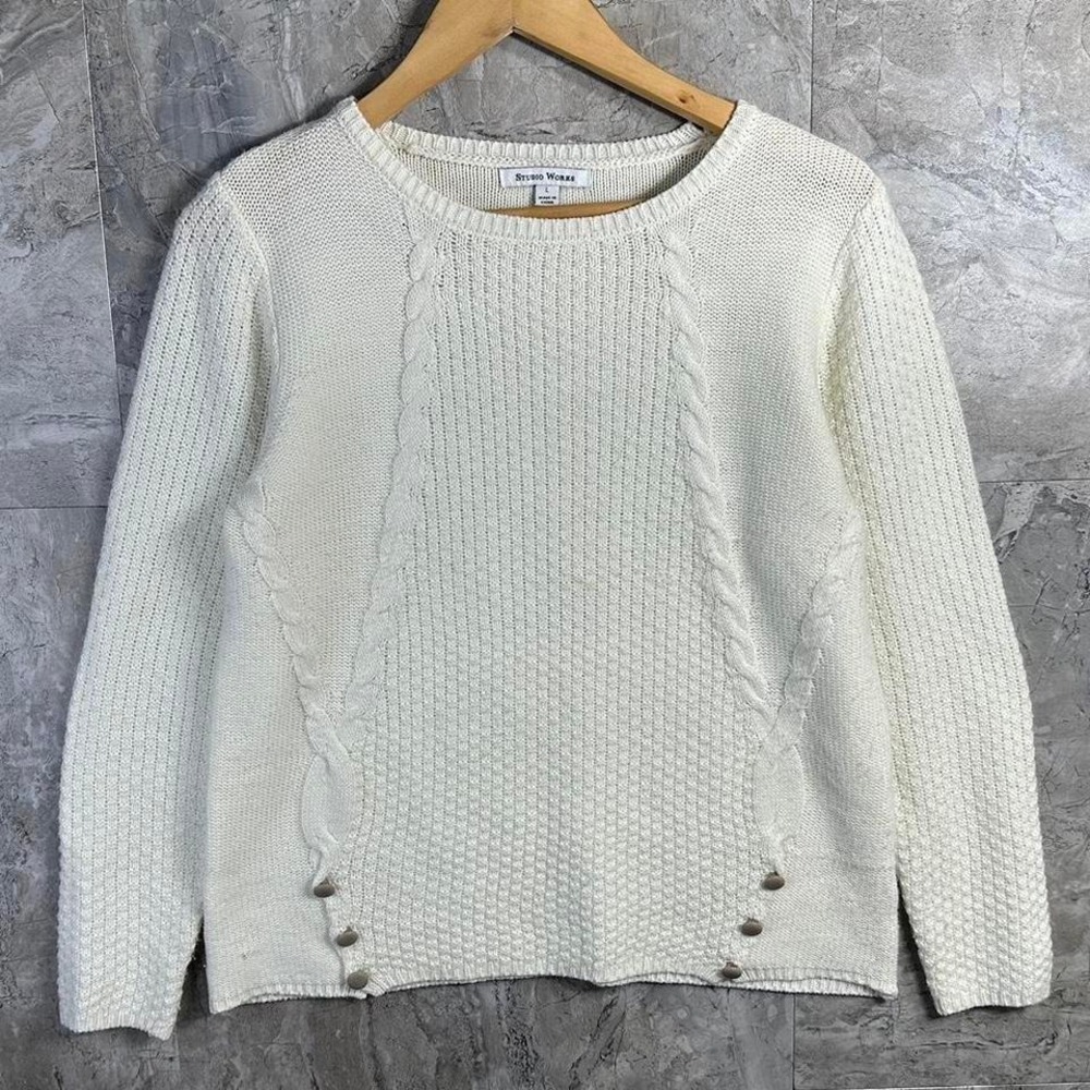 Studio Works Cable knit buttoned sweater Woman's‎ Large
